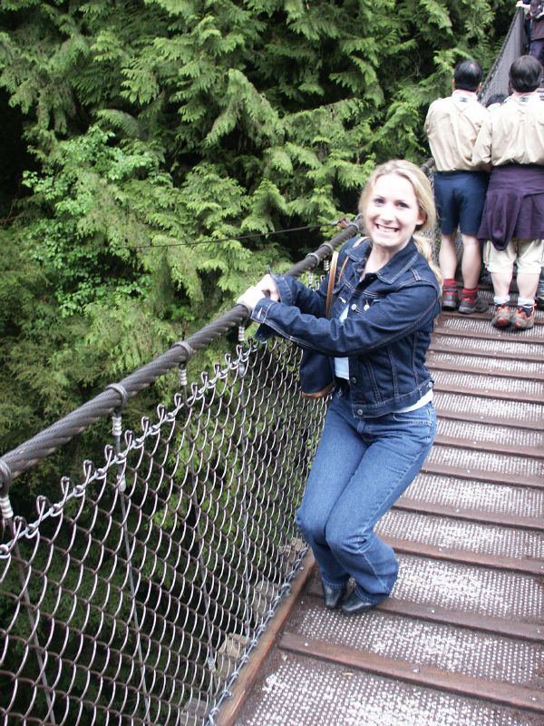 Andrea scared as hell on a suspension bridge
